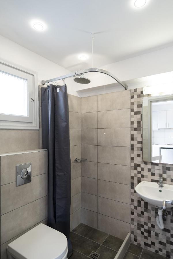 White Lily Suites & Lofts - Adults Only 16 Plus Perivolos  Exterior photo
