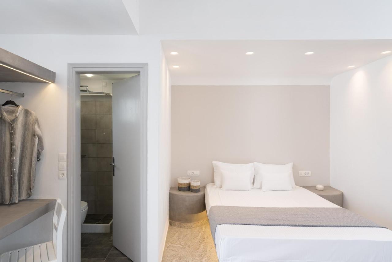 White Lily Suites & Lofts - Adults Only 16 Plus Perivolos  Exterior photo